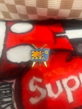 MTV Vintage TV Enamel Pin in Blue, Yellow & Gold